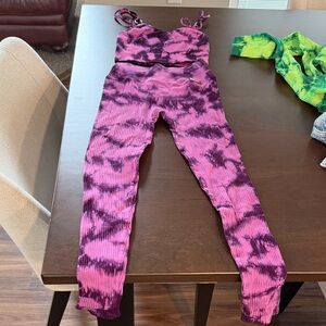 Bombshell Sportswear Pink and Purple Tie-Dye Leggings